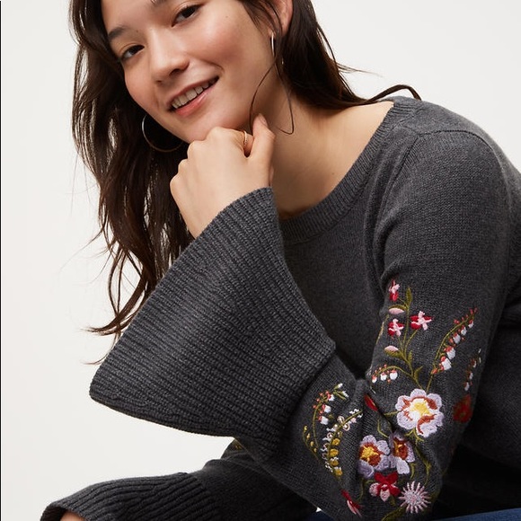 LOFT Sweaters - Stunning Loft Sweater